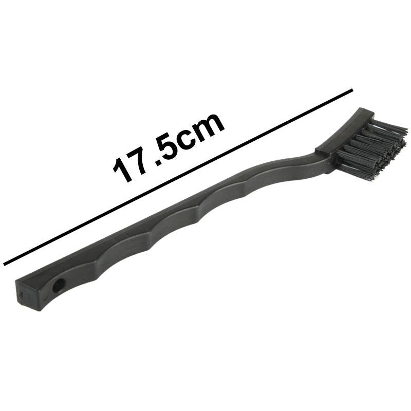 17.5 Centimetre Curved Anti Static Brush In Black For Electronic Components