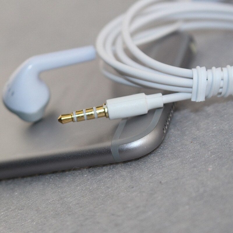 Stereo Headphones 3.5Mm Wired In Ear Earphones With Mic Noise Isolating Headset For Smartphones Tablets Laptops Mp34 Mor
