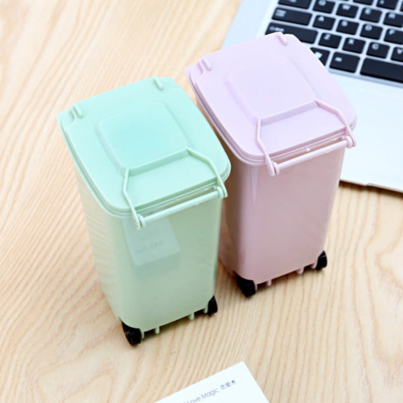 Multifunctional Plastic Storage Bin Desktop Trash Can With Wheel