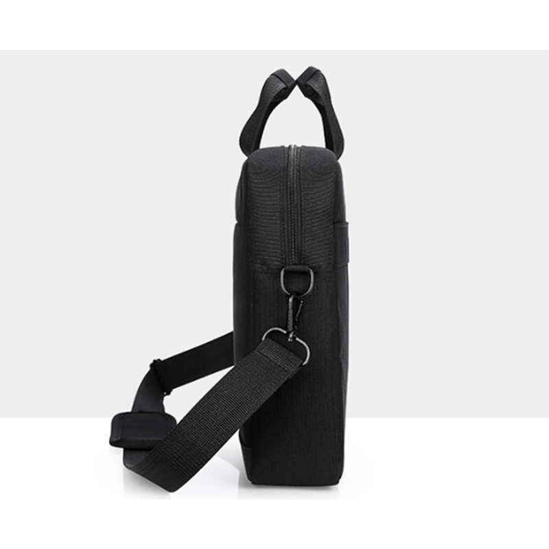15.6 Inch Waterproof Computer Bag Wear Resistant Shockproof Portable Notebook Take Out
