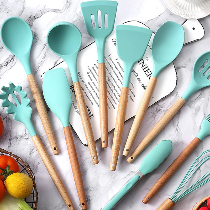 12Pcs Heat-Resistant Silicone And Wood Kitchen Cooking Utensil Set