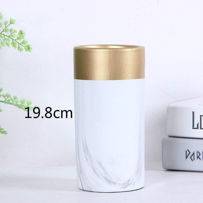 Opulent Vase White / Gold Marble Design Elegant Decor