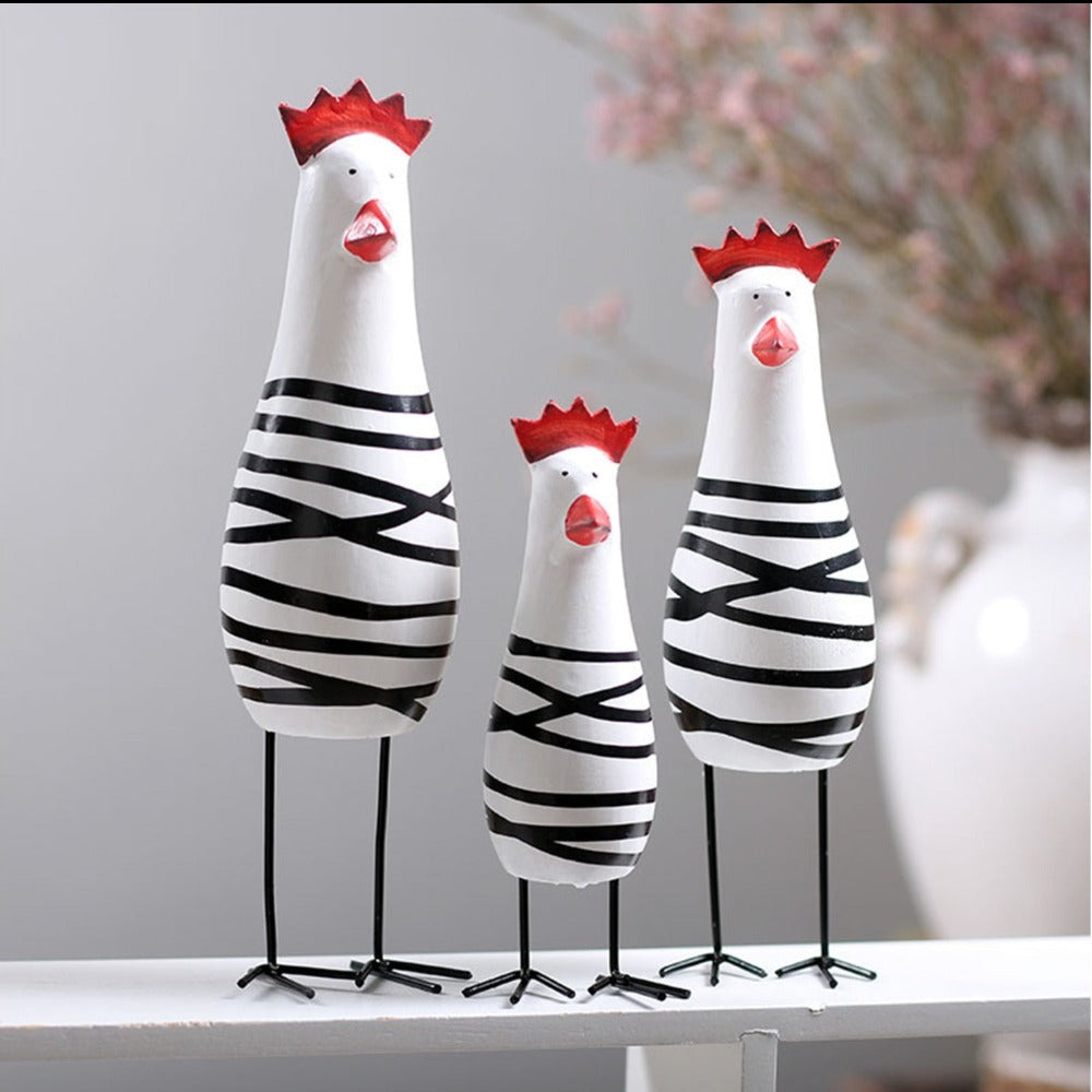 3Pcs/Set Painted Chicken Ornament Handmade Collectable Wood Carved Figurines