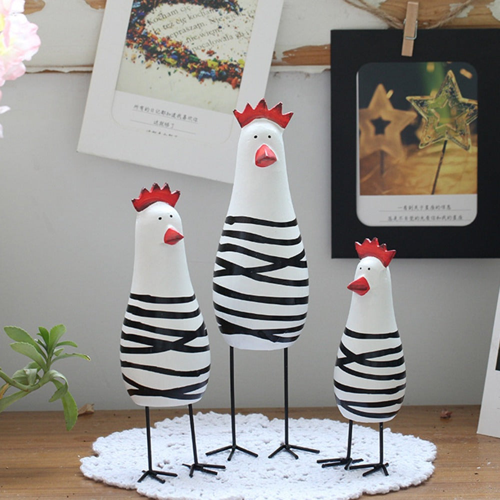 3Pcs/Set Painted Chicken Ornament Handmade Collectable Wood Carved Figurines