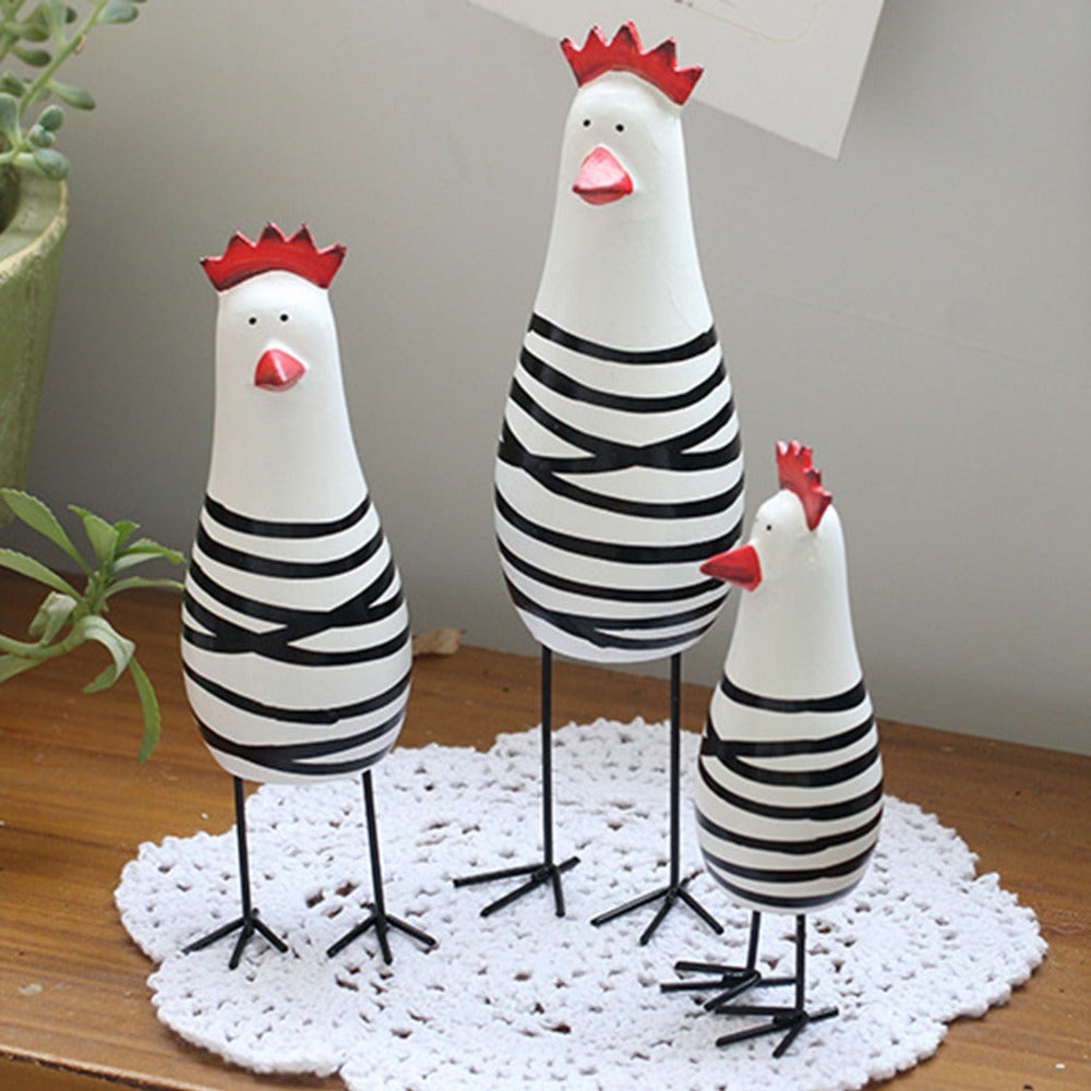 3Pcs/Set Painted Chicken Ornament Handmade Collectable Wood Carved Figurines