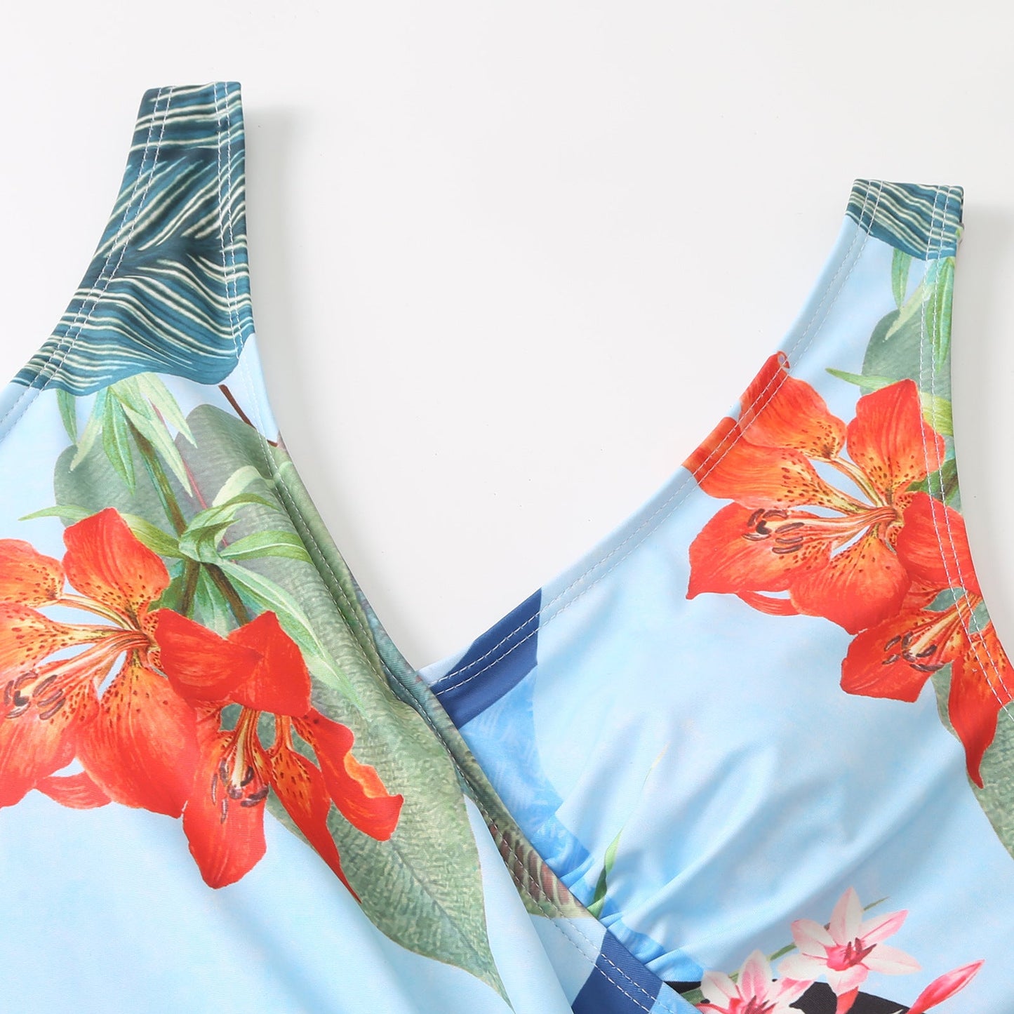 And American Conjoined Vacation Beach Hot Spring Swimsuit French Retro Bikini