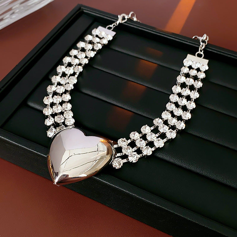 Veile Studios Fashionable Multi-Layer Heart Crystal Inlaid Necklace Luxury Choker Jewelry