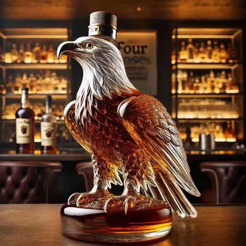 Small Eagle Shaped Whiskey Decanter Exquisite Glass Bottle For Home Decor