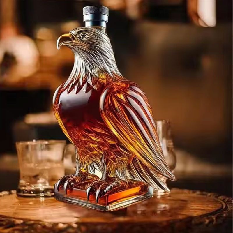 Small Eagle Shaped Whiskey Decanter Exquisite Glass Bottle For Home Decor