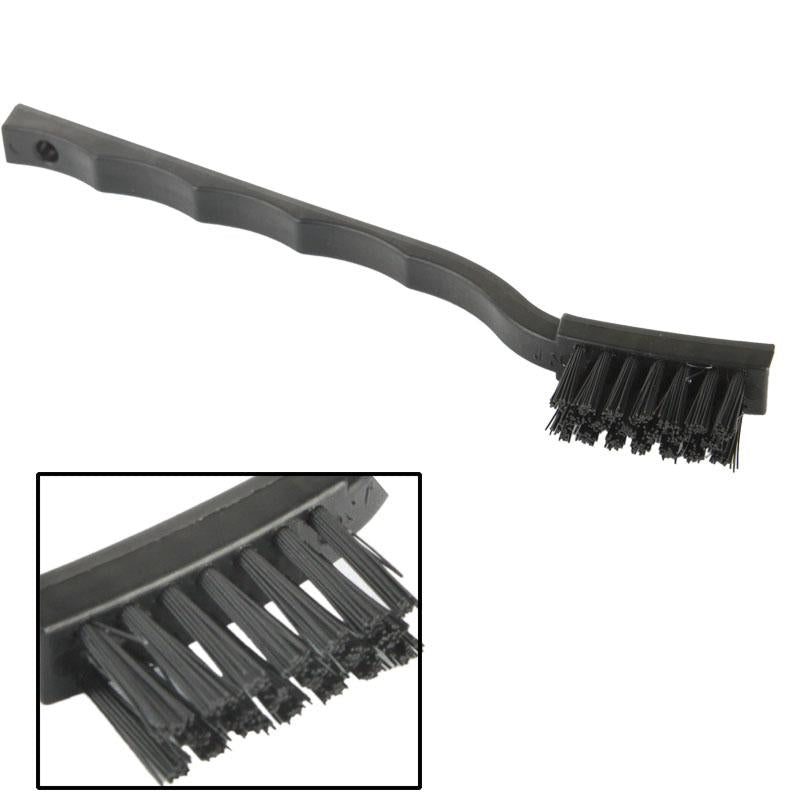 17.5 Centimetre Curved Anti Static Brush In Black For Electronic Components