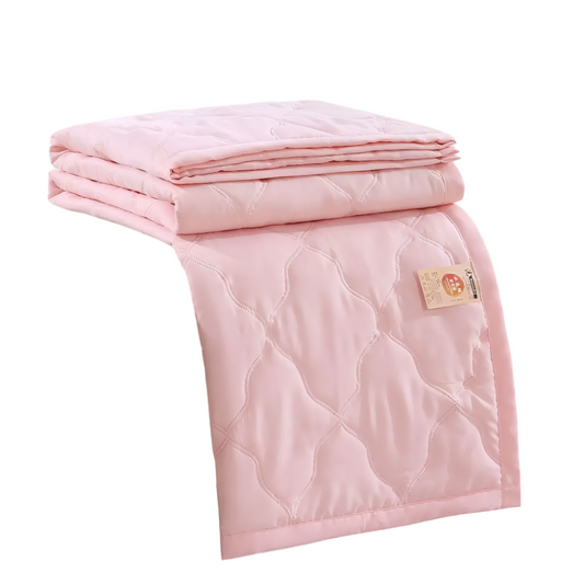 Skin Friendly Cooling Blanket Double Sided Cold Effect Quilt Spring Summer Breathable Quilt

<