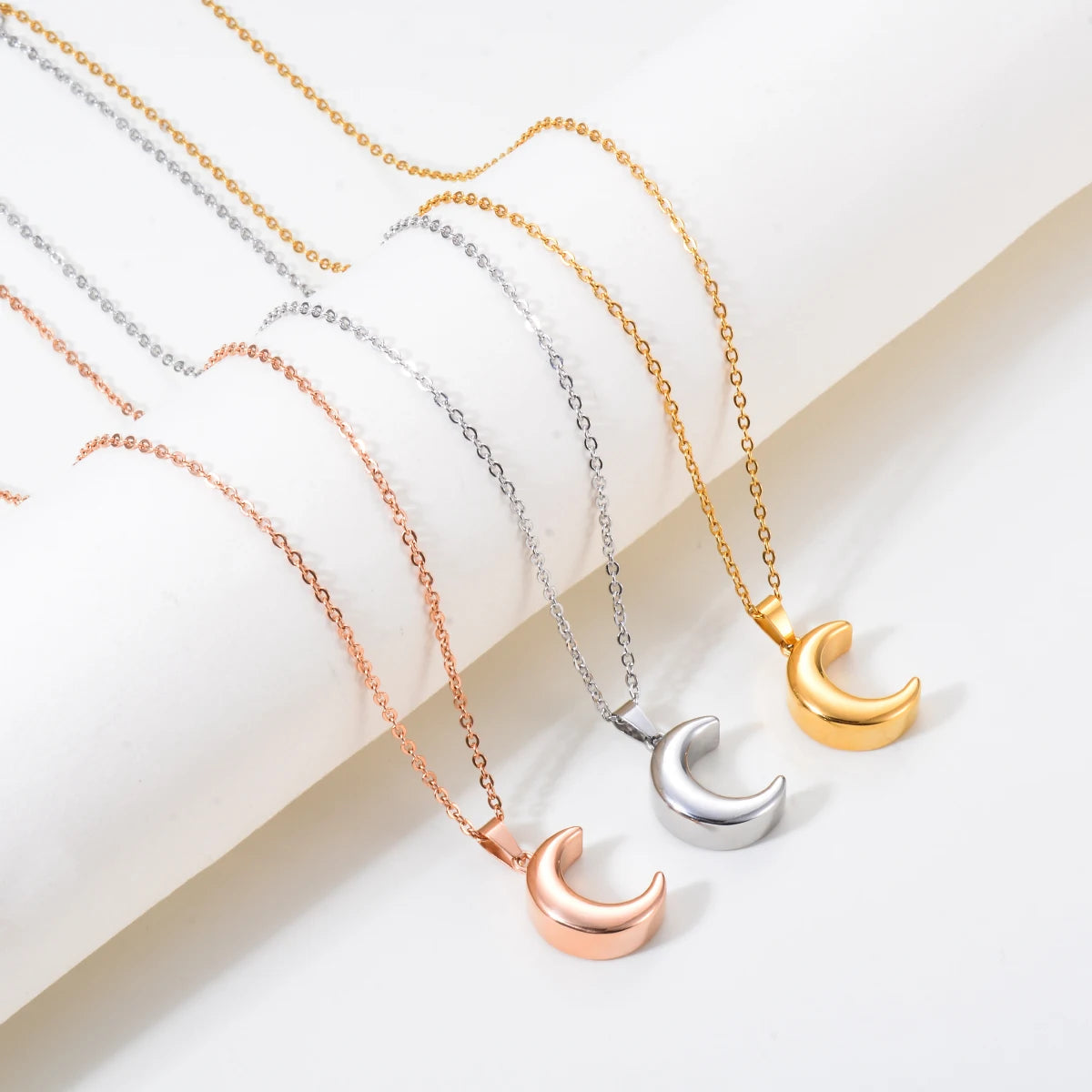 Smooth Moon Urn Necklaces Hold Human Pet Ashes Stainless Steel Memorial Pendant