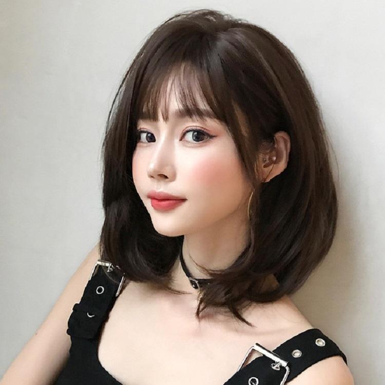 40 Centimetre Short Hair Wig With Bangs For Round Face In Chocolate Colour