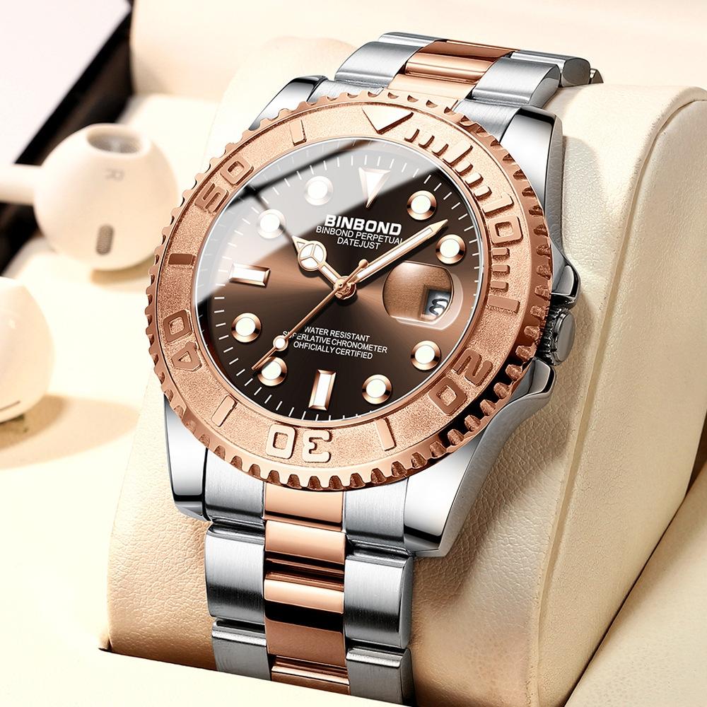 Veile Studios Waterproof Luminous Quartz Watch Gold Black 30M Stylish Durable Timepiece