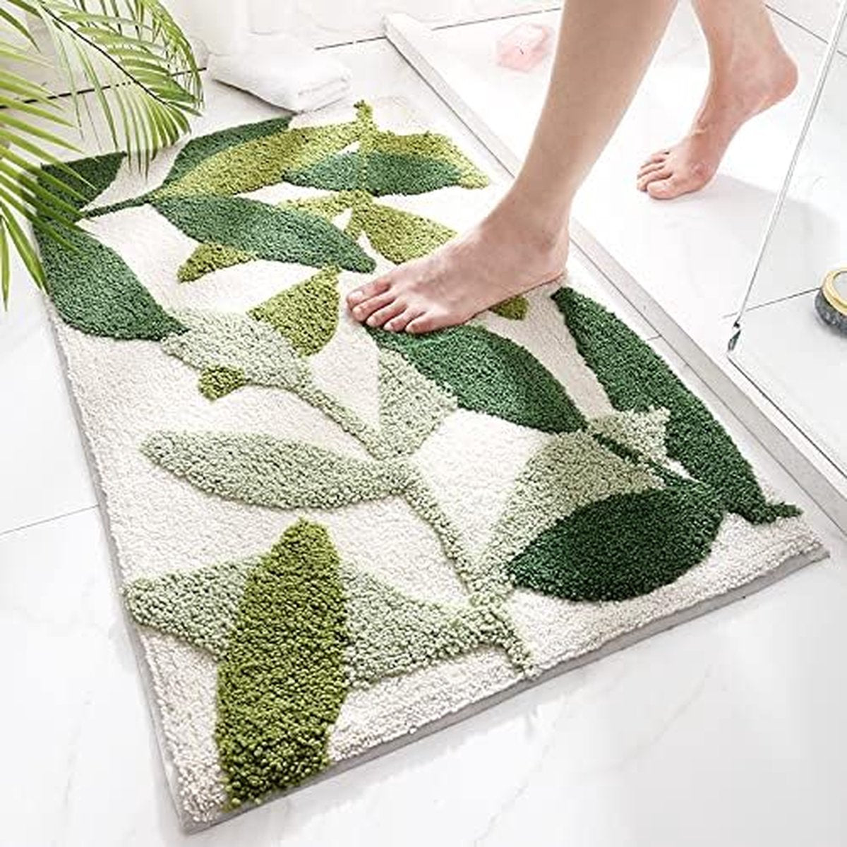 Non Slip Bath Mat Absorbent Machine Washable Green Leaves Design
