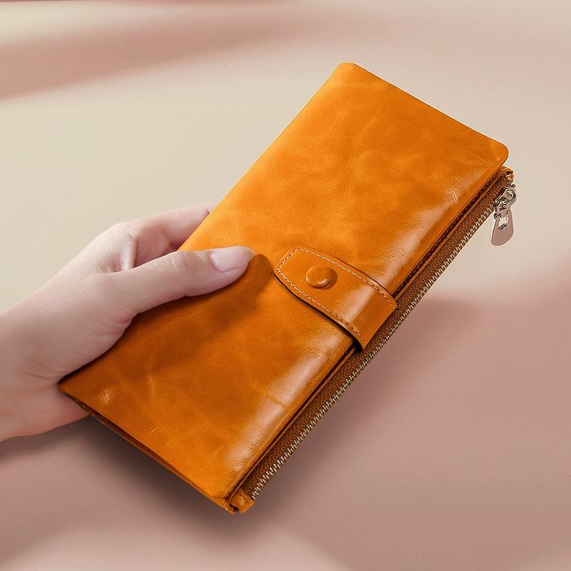 Oilskin Leather Rfid Zip Wallet Brown