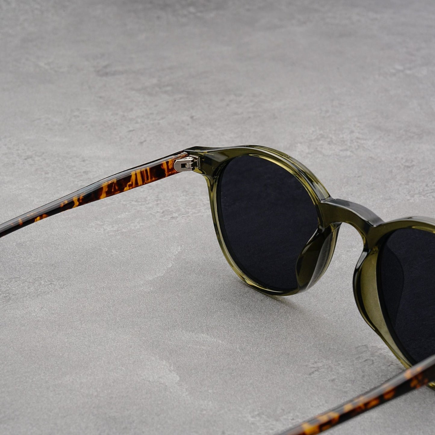 Elosung Green Frame With Gray Flakes 2 Pairs Round Polarized Sunglasses Uv Protection