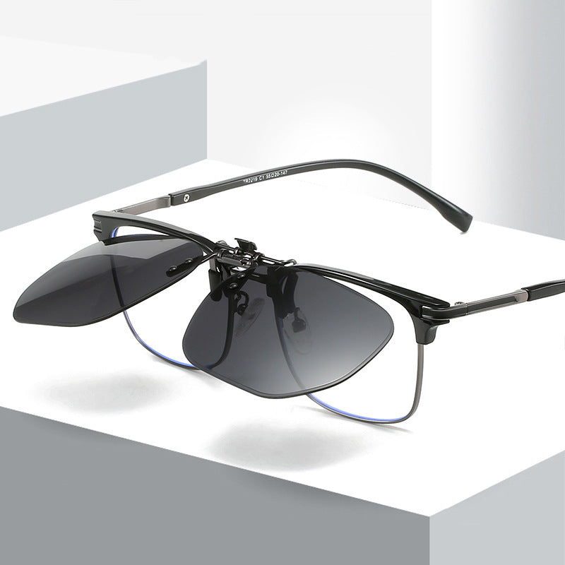 Quicksilver 2-Piece Flip-Up Sunglasses Clip-On Set For Glasses Uv-Protective Square Polarized Lenses Driving