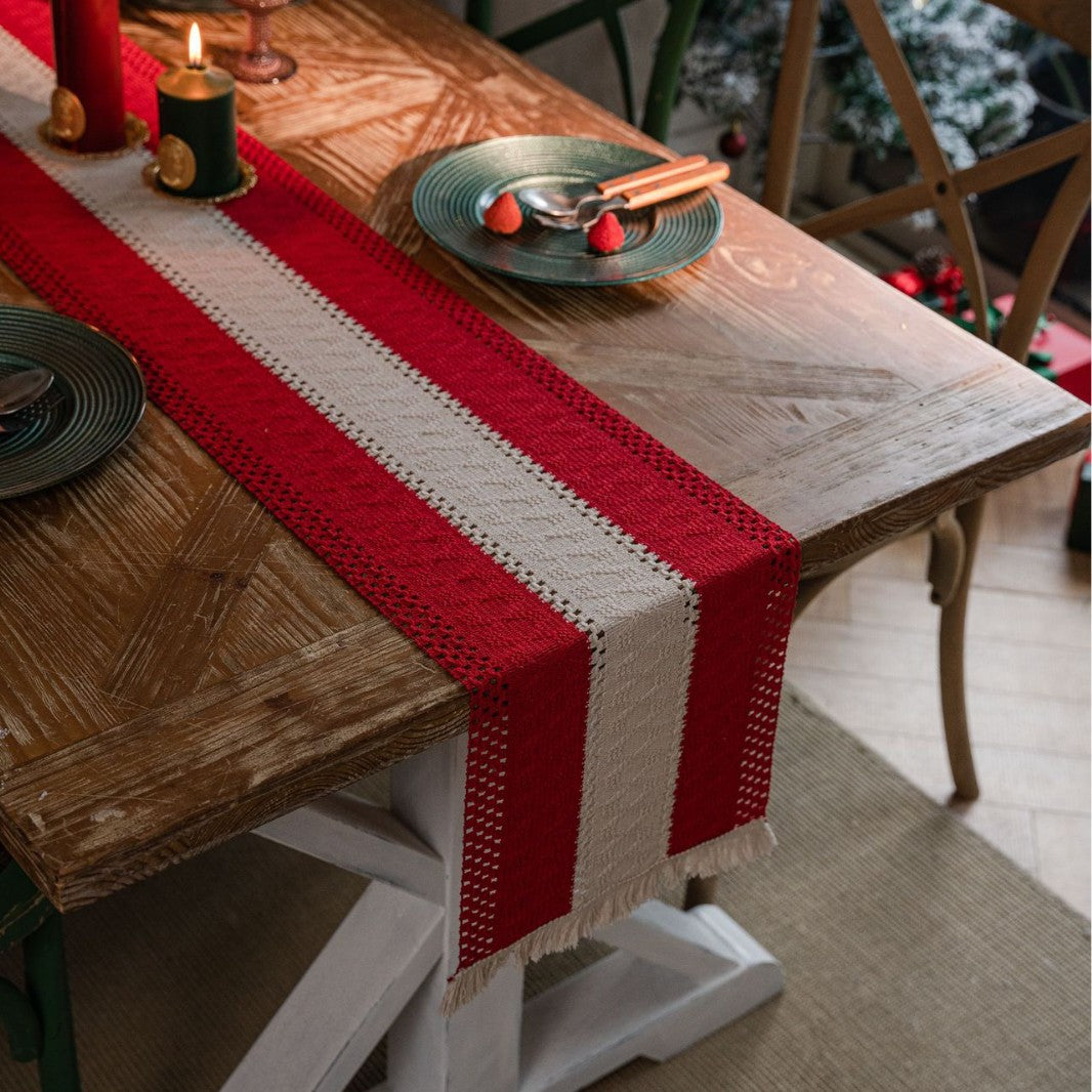 Red Twisted Whiskers Table Flag Vintage Inspired Chinese Runner With Retro Ambiance 30X200cm