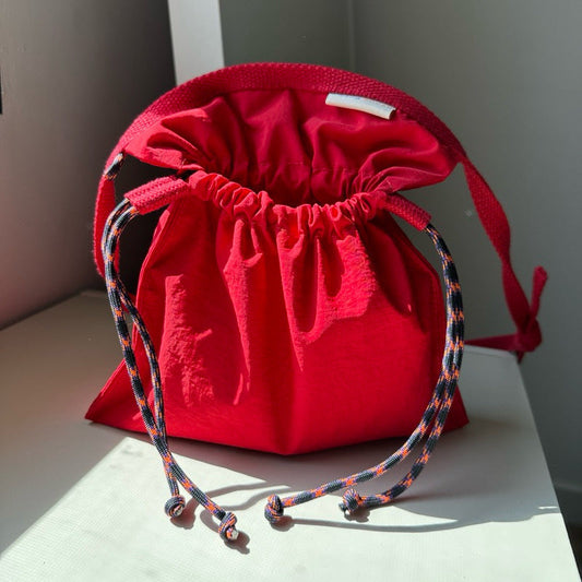 Red 2Pcs Cute Lightweight Drawstring Crossbody Phone Bag - Simple Mini Shoulder Pouch (21X22cm)