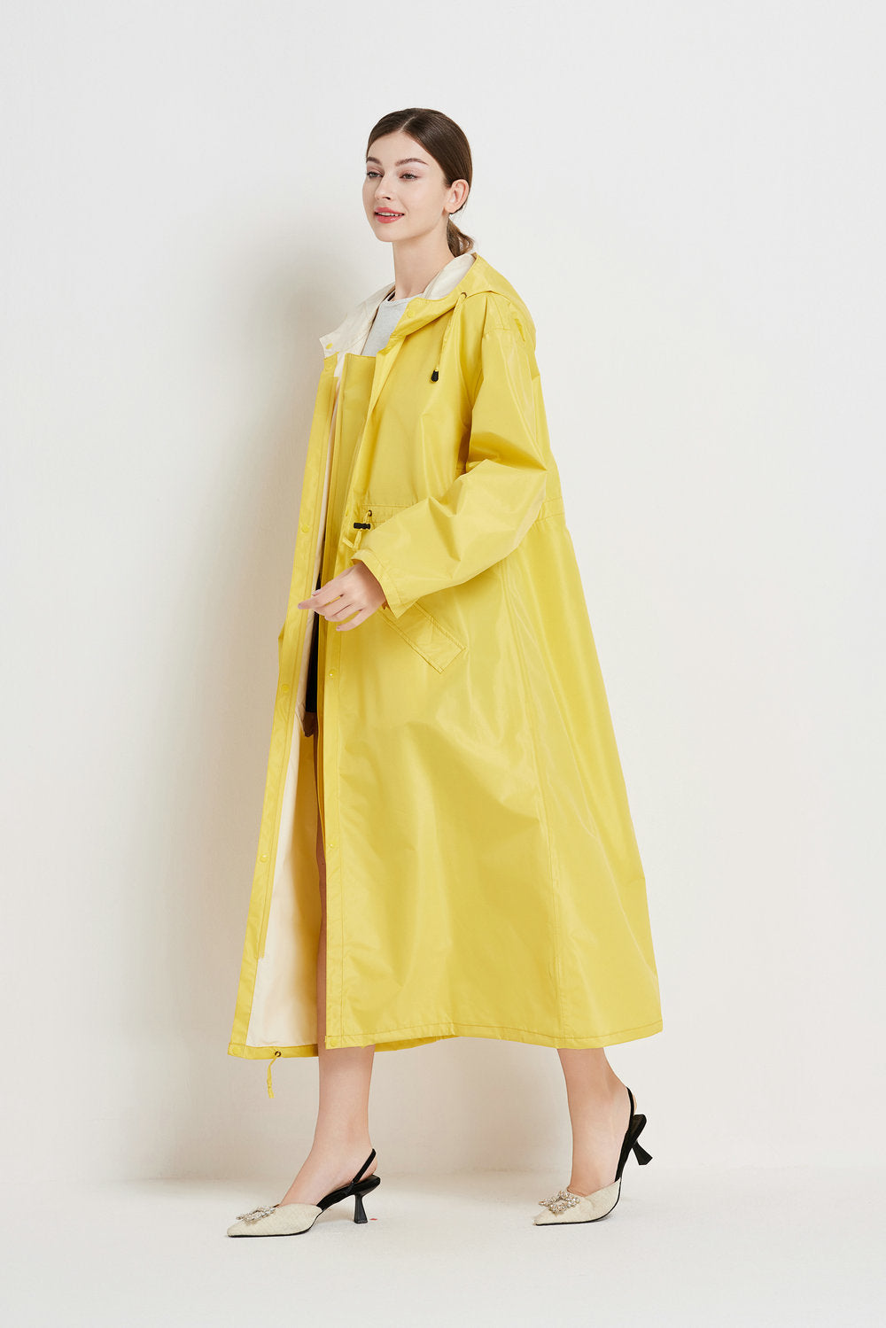 Size M Yellow Womens Chic Lightweight Waterproof Raincoat Long Hooded Packable Jacket With Pouch