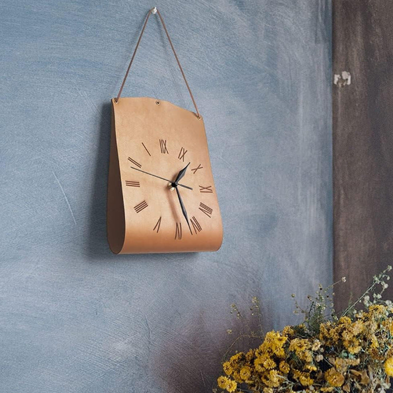 Retro Pu Leather Hanging Wall Clock Silent Sweep Movement Roman Numerals Decorative Handbag Style(Light Brown)