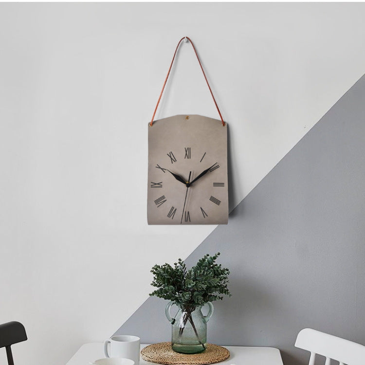 Retro Pu Leather Hanging Wall Clock Silent Sweep Movement Roman Numerals Decorative Handbag Style(Light Brown)