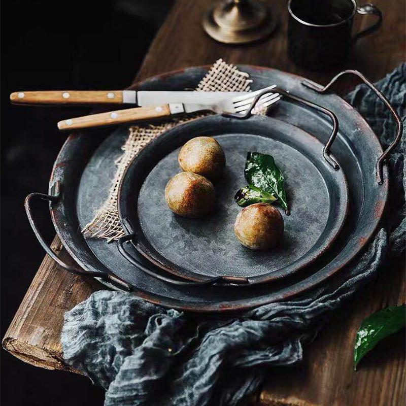 Retro Metal Plate With Handles Decorative Bread Tray