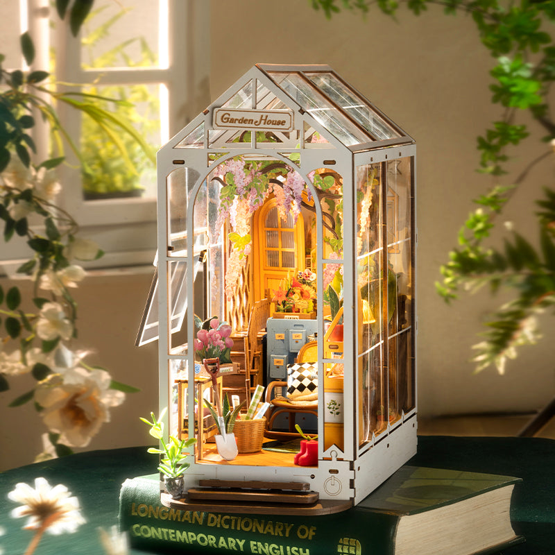 Robotime Rolife Garden House Book Nook Kit Shelf Insert Easy Assemble Toys Gifts For Kids Women Girls Home Decoration Tg
