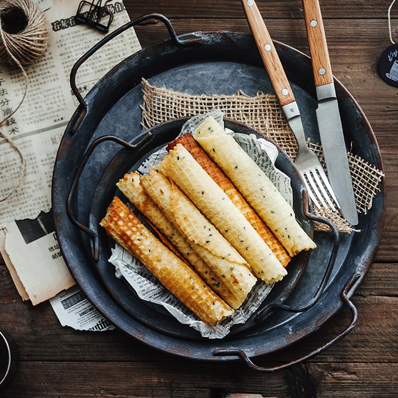 Retro Metal Plate With Handles Decorative Bread Tray