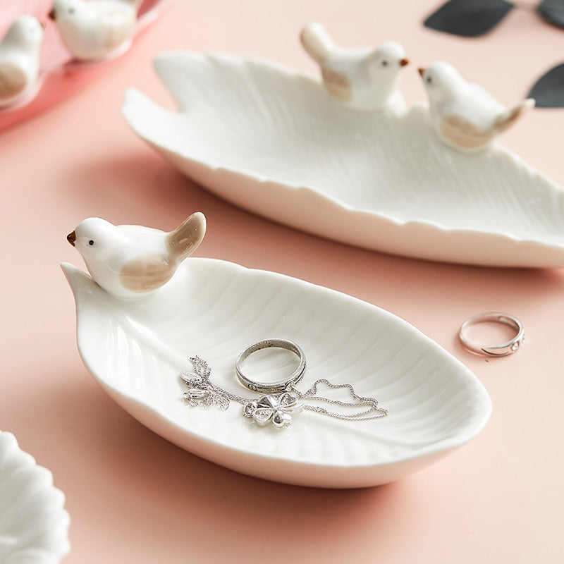 Veile Studios Jewelry Storage Tray Jewellery Display Stand Cute Bird Ceramic Plate