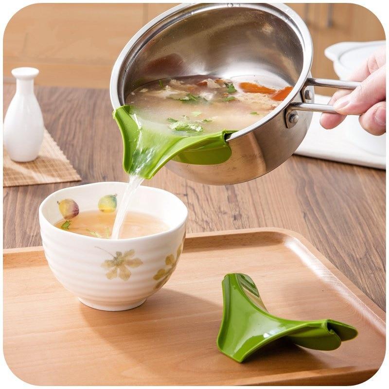 Silicone Funnel Saucepan Pourer Creative Kitchen Accessories Utensils