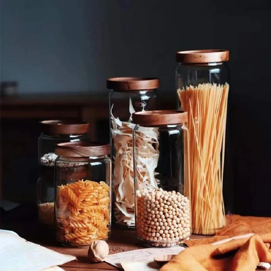 Condiments Container Round Glass Jar With Airtight Lid For Kitchen Storage