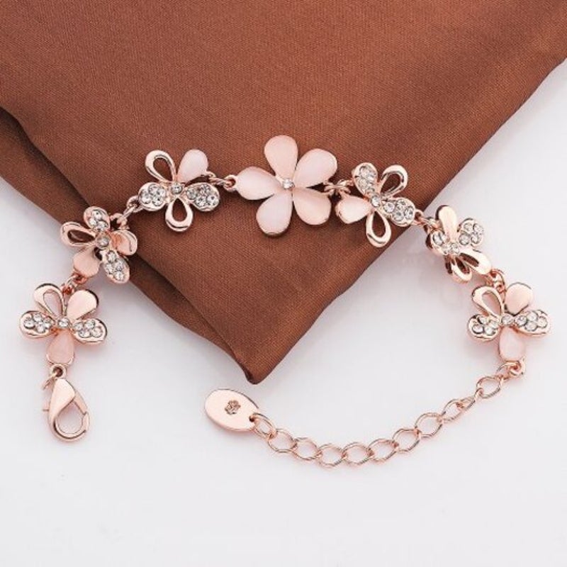 Veile Studios Environmental Protection Rose Gold Flower Czech Diamond Lady Bracelet