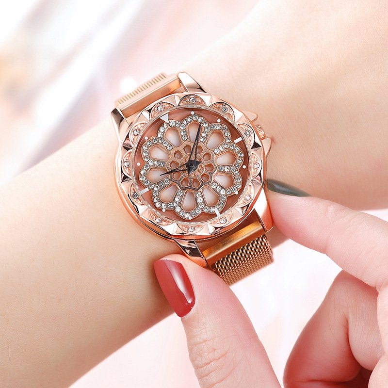 Veile Studios Fashion Luxury Hollow Magnet Quartz Ladies Mesh Wrist Watch
