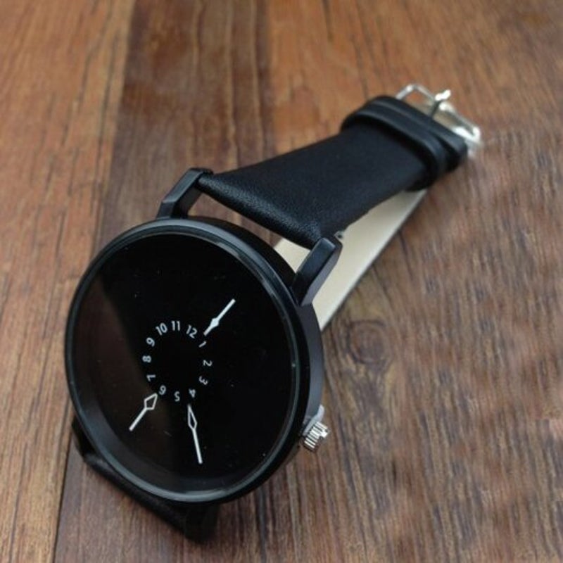 Veile Studios Fashion Creative Women Men Quartz Leather Watch Clock Black