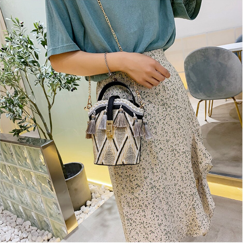 Fashion Shell Bucket Tassel Straw Beach Ladies Shoulder Messenger Bag Handbag