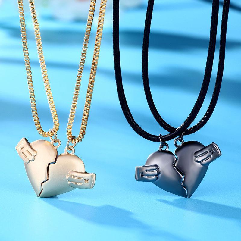 Creative Magnet Love Necklace 2Pcs Heart-Broken Shape Men And Women Personalized Jewelry For Valentine's Day