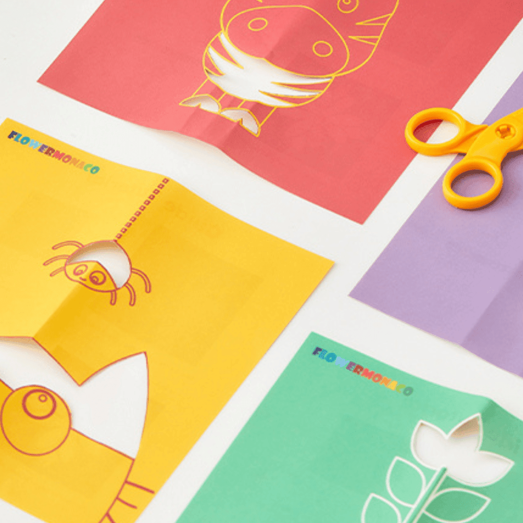 1 Sets of Flower Monaco 1 Sets Of Paper Hold And Cut