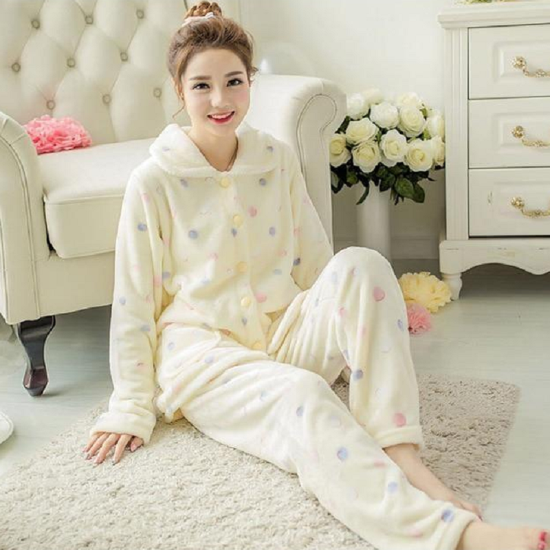 1 Sets of Hod Health & Home Fuzzy Flannel Pajama Sets