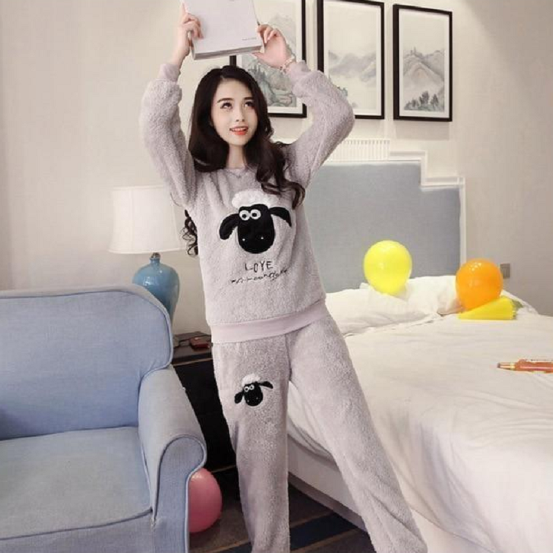 1 Sets of Hod Health & Home Fuzzy Flannel Pajama Sets