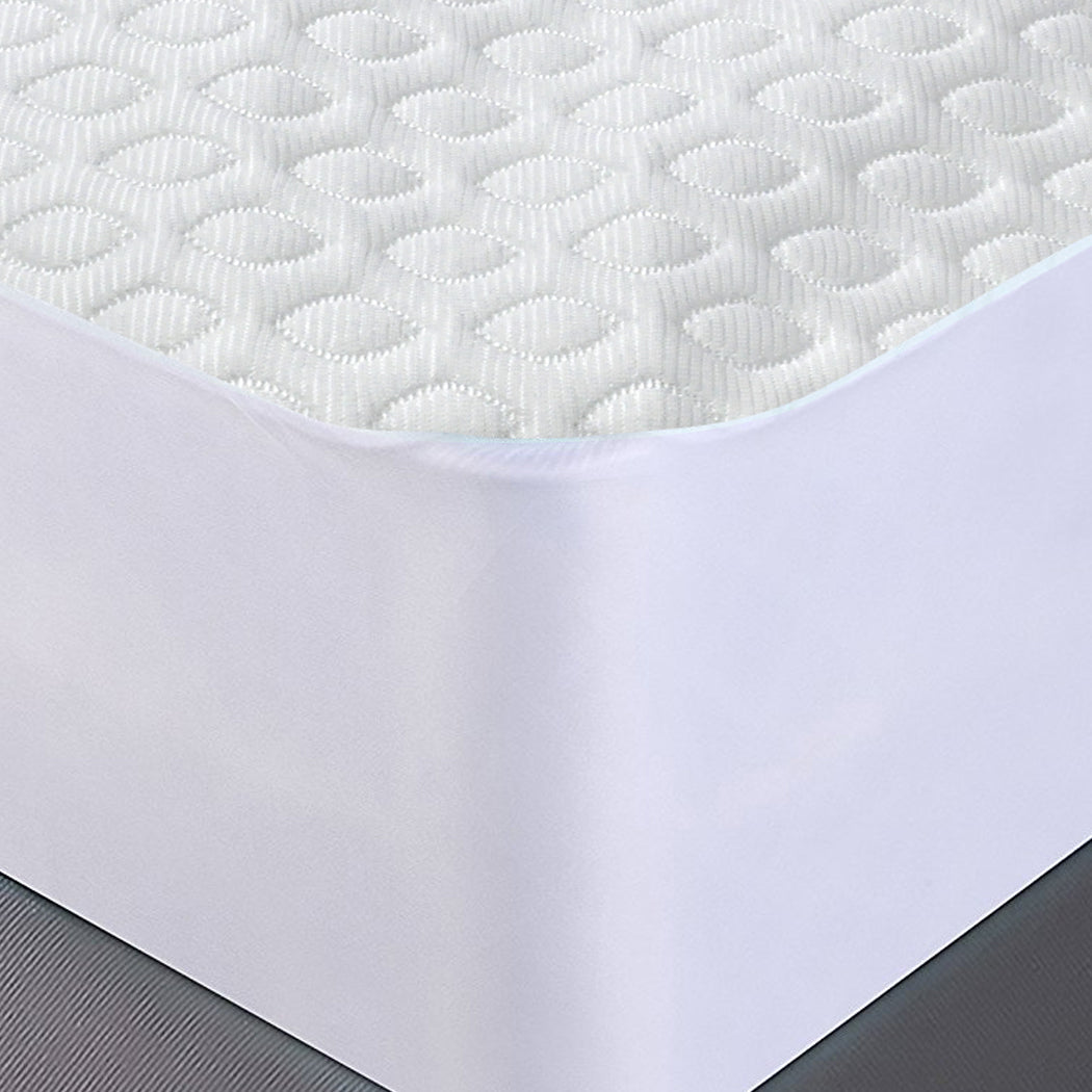 1 Sets of Dreamz 1 Sets Of Mattress Protector Topper Polyester Double