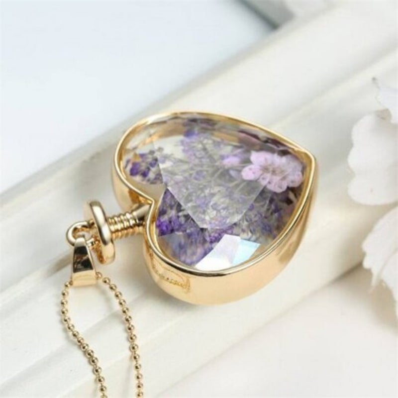 Veile Studios Luxury Heart Glass Bottle Dried Flower Pendant Necklace