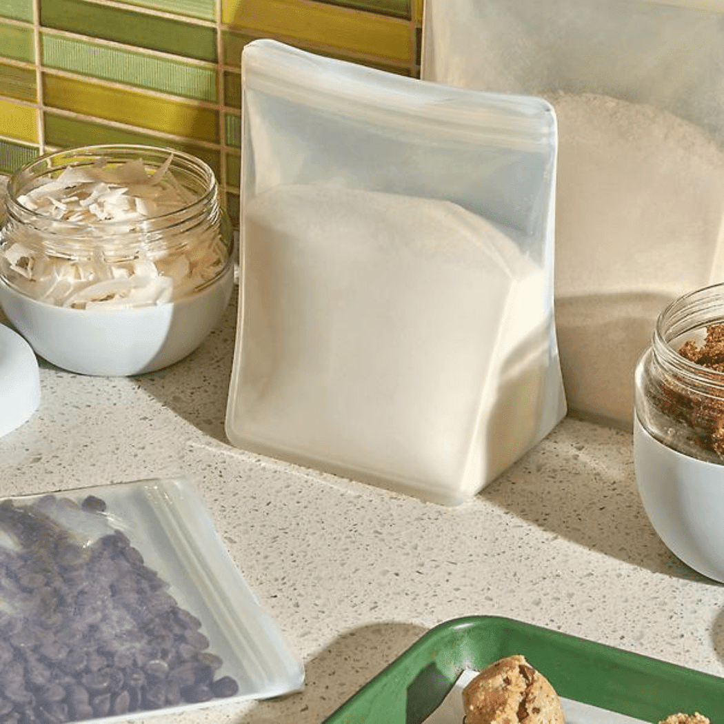 Porter Reusable Silicone Bag Stand Up 1L Cream