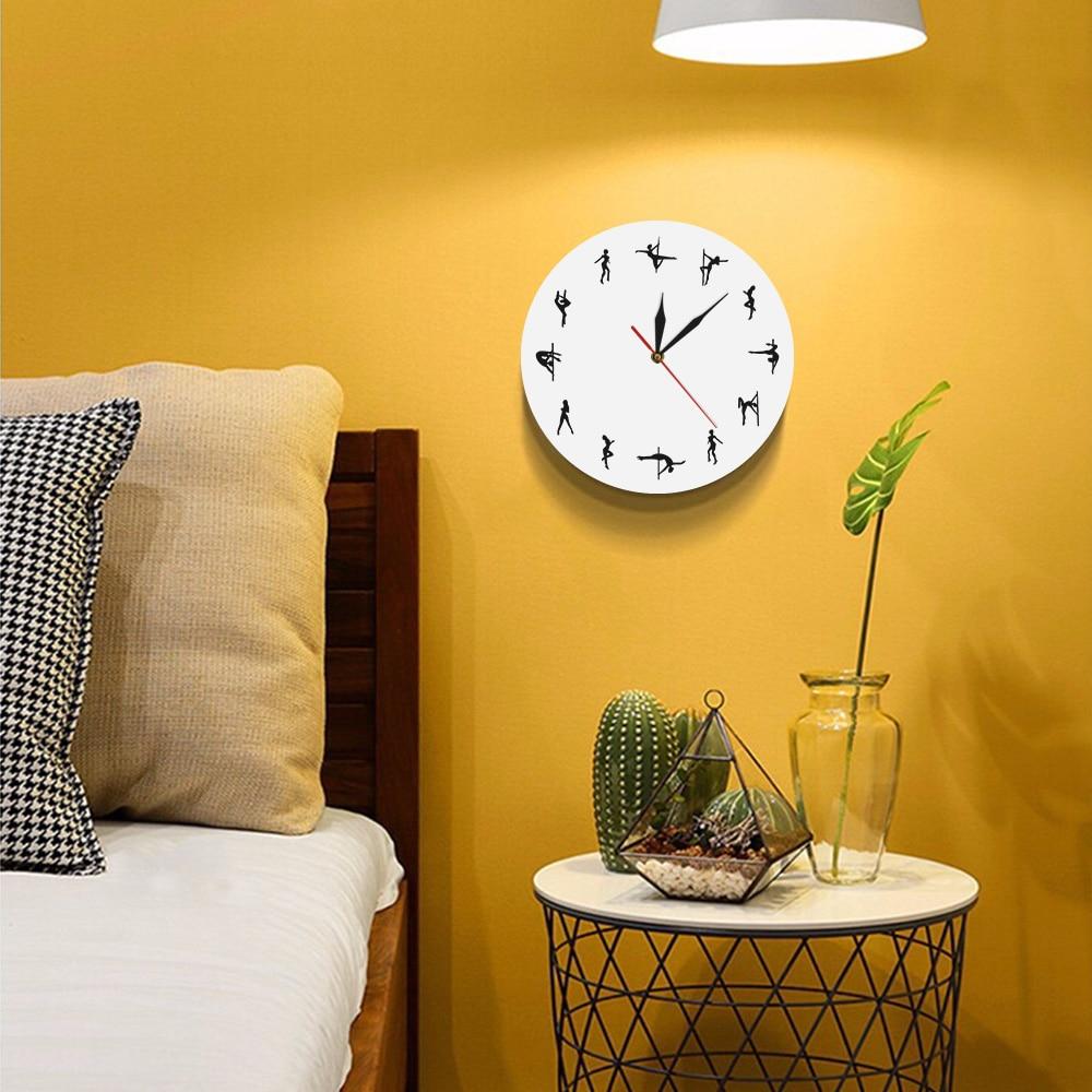 Pole Dancing Figure Yoga Design Minute Time Modern Wall Clock Decor