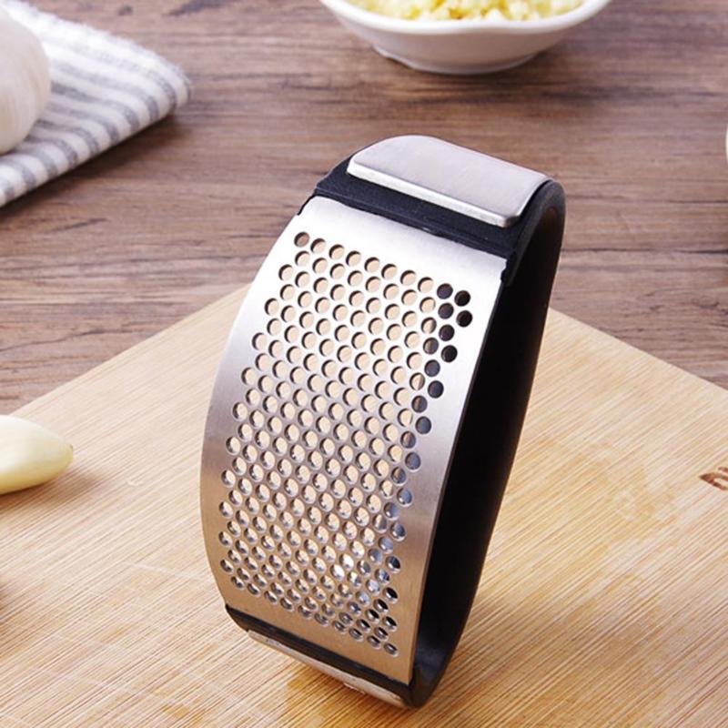 Stainless Steel Garlic Masher Press Household Manual Curve Fruit Vegetable