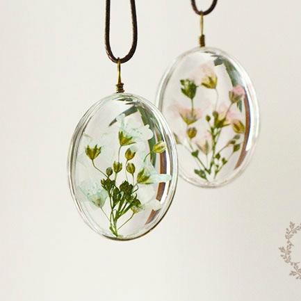 Dried Flower Necklace Gypsophila Floral Boho Glass Pendant Leather Chain