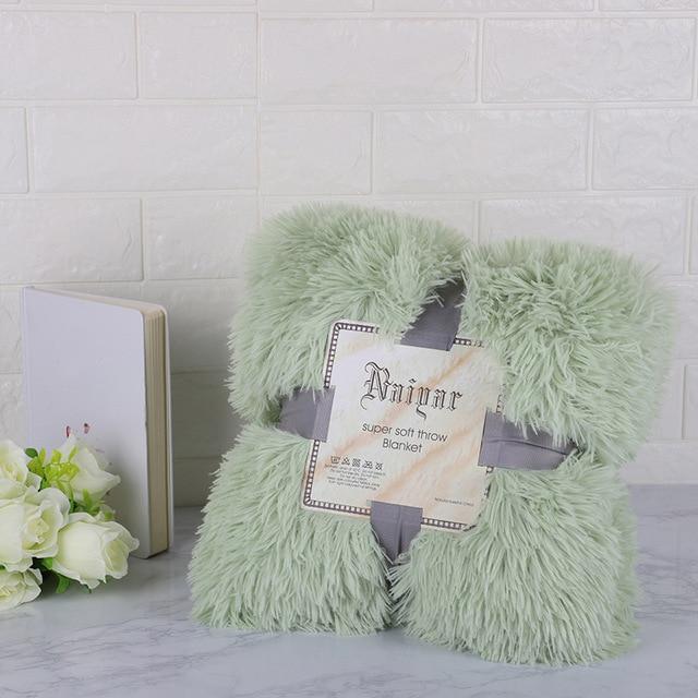 160Cm X 130Cm Soft Fluffy Shaggy Warm Blanket Bedspread Throw