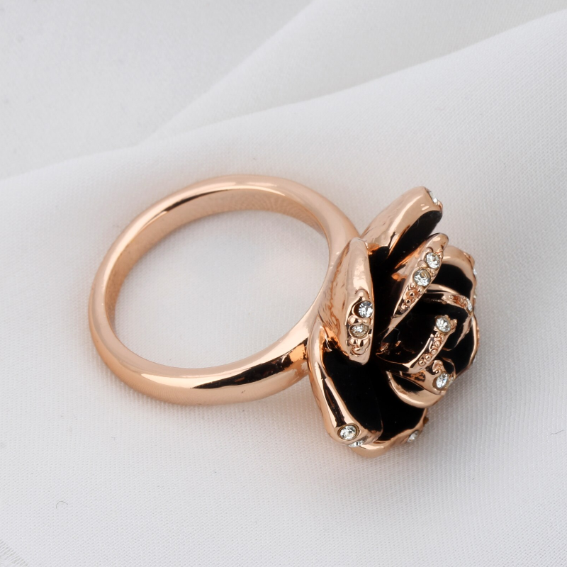 Veile Studios Elegant Black Rose Shaped Crystal Rings Women Gold Jewellery