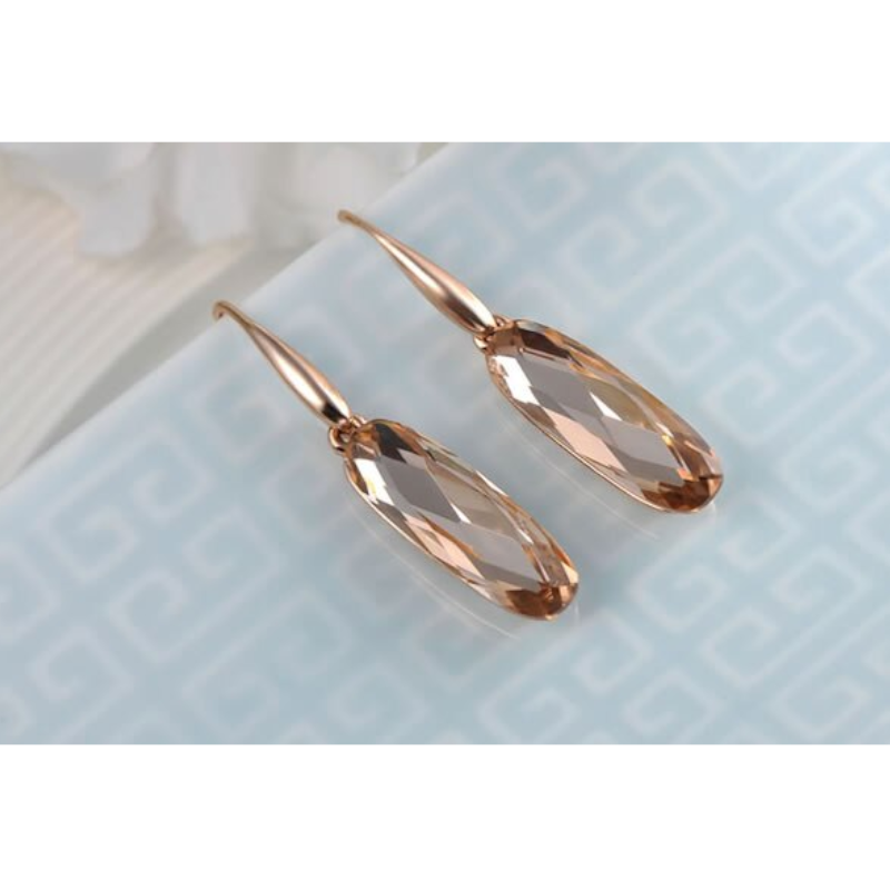 Veile Studios Rings Rose Gold Oval Champagne Drill Collars